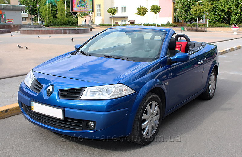 Оренда кабріолета Renault Megane блакитний