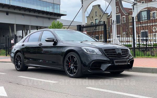 Оренда авто Mercedes-Benz W222 S63 AMG 4MATIC з водієм та без водія у Києві