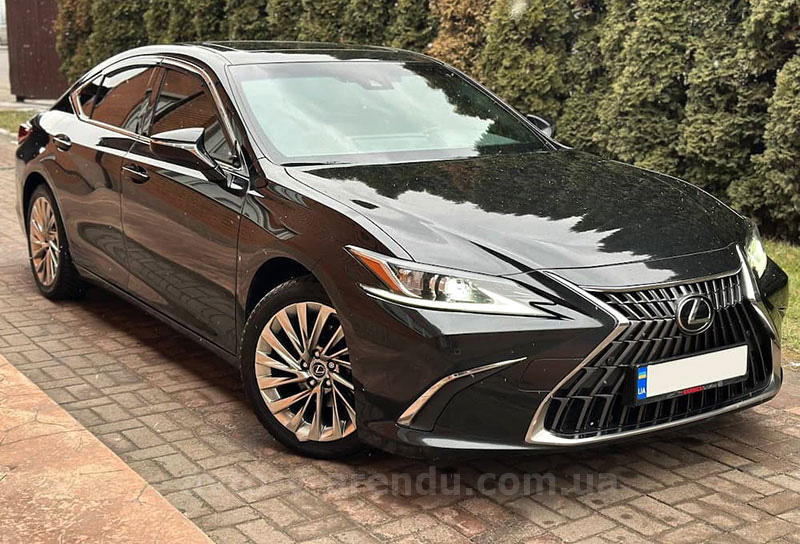 Оренда авто з водієм Lexus ES300 чорний