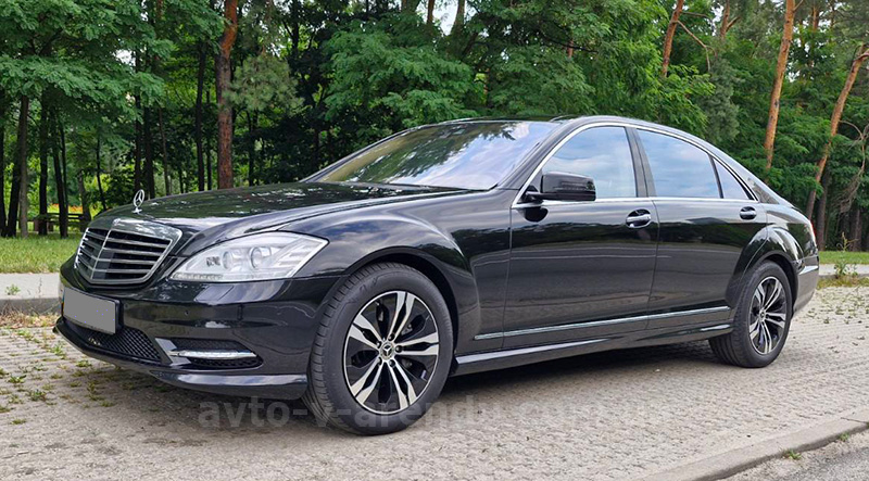 Оренда авто Mercedes Benz S class W221 S500 у Києві
