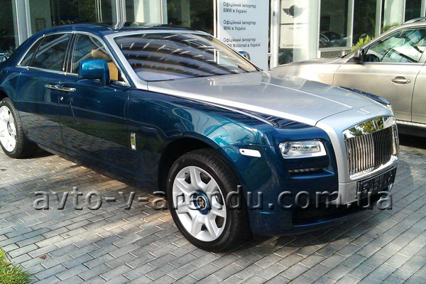 Оренда авто з водієм у Києві Rolls-Royce Ghost