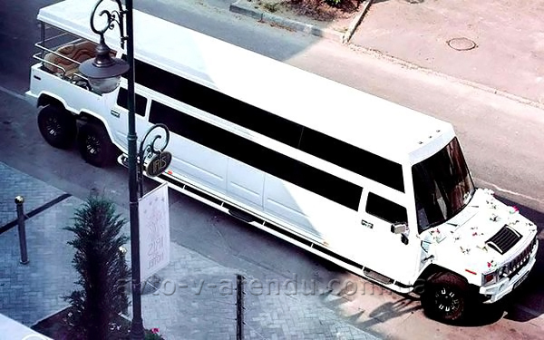 Прокат лімузину Mega Hummer H2 Disco