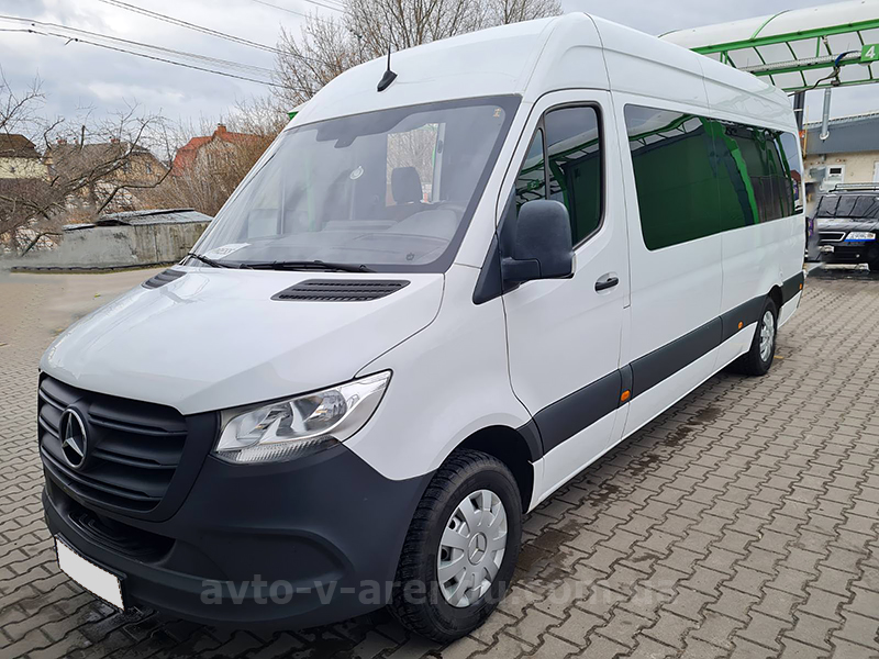Оренда мікроавтобуса з водієм Mercedes Sprinter 12 місць