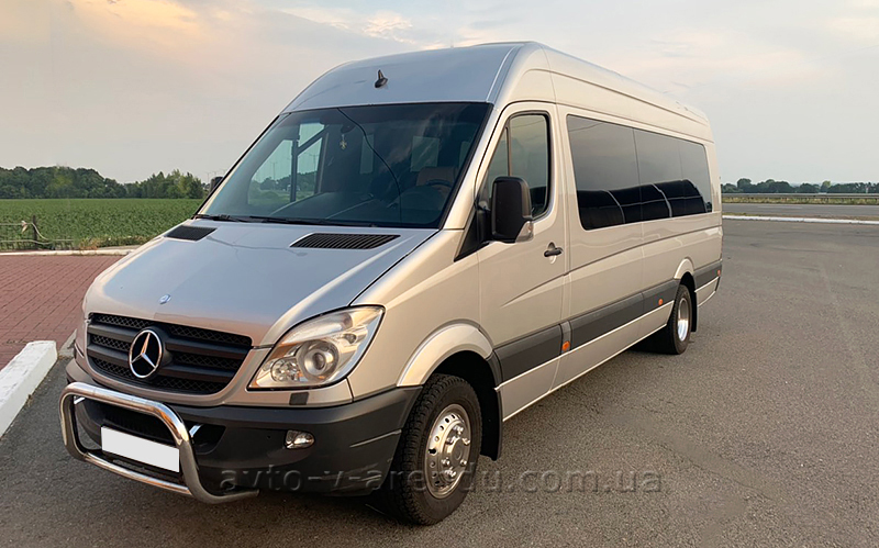 Оренда мікроавтобуса з водієм Mercedes Sprinter silver 19 місць