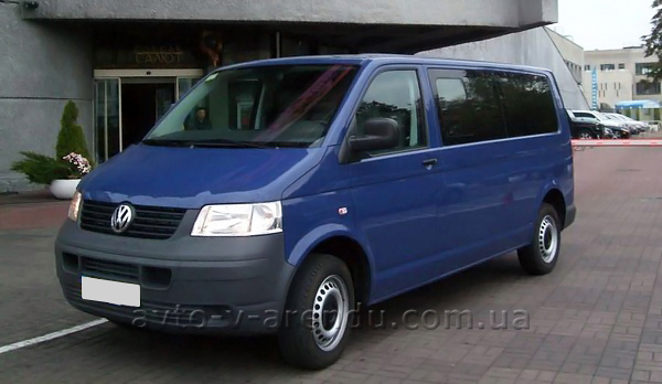 Оренда мікроавтобуса з водієм Volkswagen T5 Caravelle