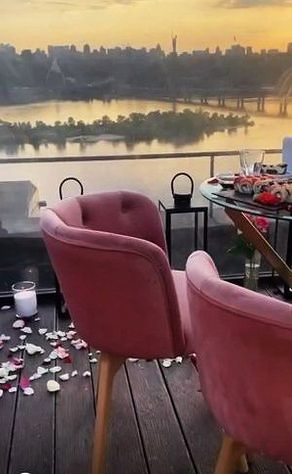Оренда локації на даху, вечеря на даху, сніданок на даху, побачення на даху, весілля на даху, ресторан на даху Березняки Київ