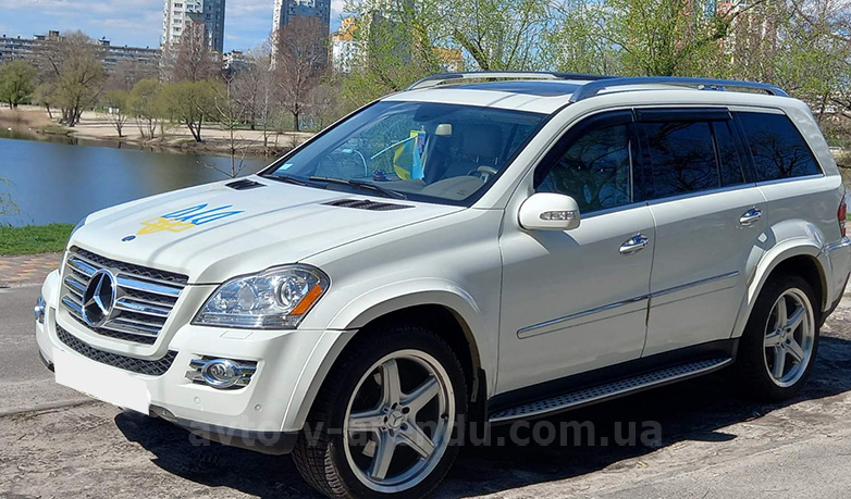 Оренда позашляховика джипа Mercedes GL 550