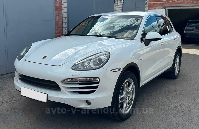 Оренда позашляховика джипа Porsche Cayenne білий з водієм у Києві